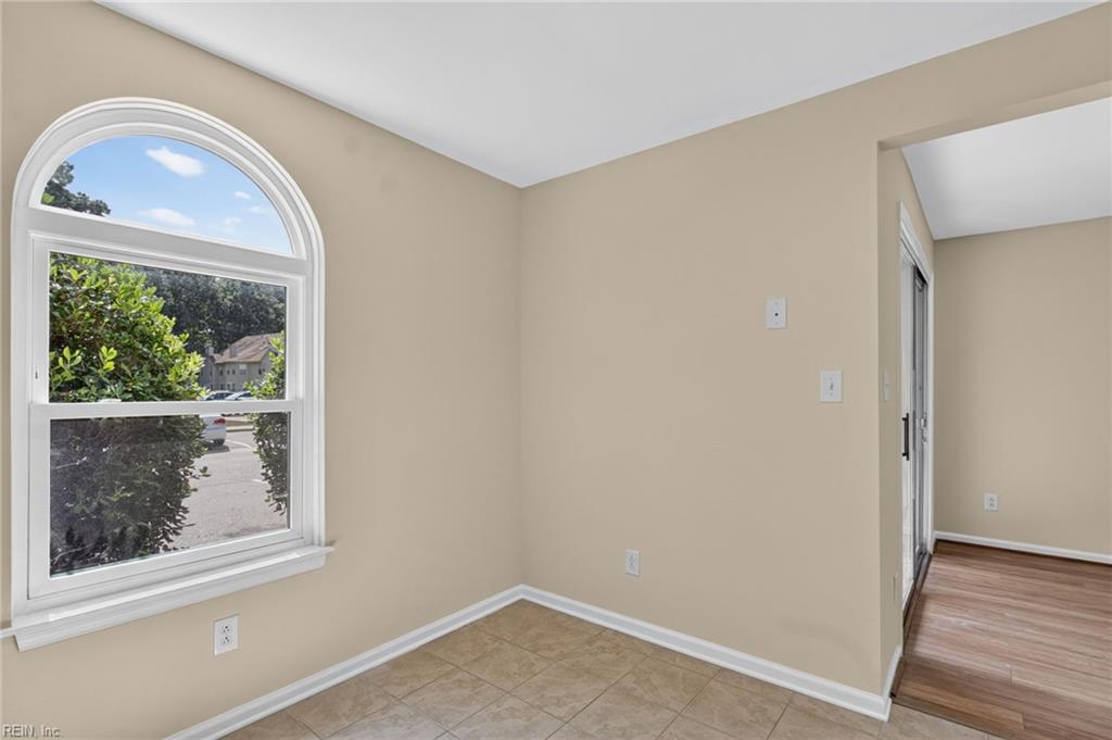 504 Mary Robert Ln Property Photo 13