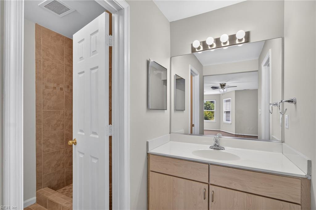 504 Mary Robert Ln Property Photo 22