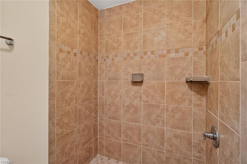 504 Mary Robert Ln Property Photo 23