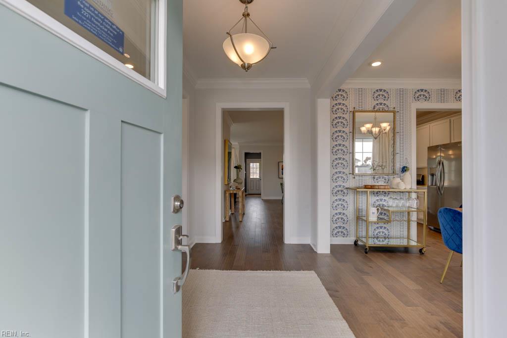 5004 Cape May Loop Property Photo 4