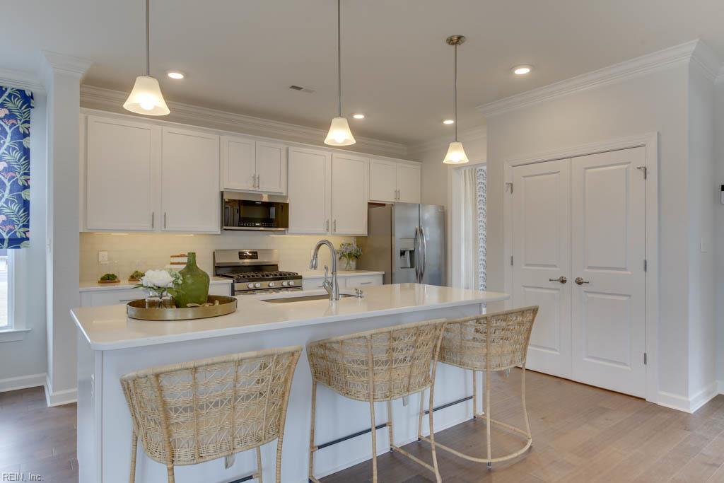 5004 Cape May Loop Property Photo 19