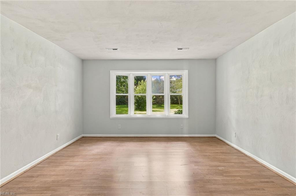 2260 Indian River Rd Property Photo 10