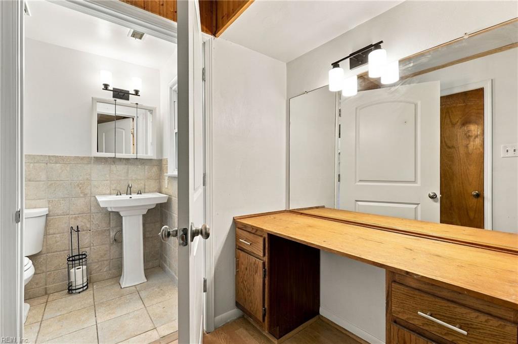 2260 Indian River Rd Property Photo 24