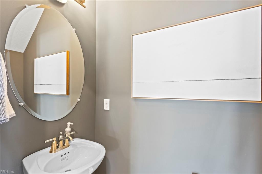 1332 Treviso Bay Property Photo 15