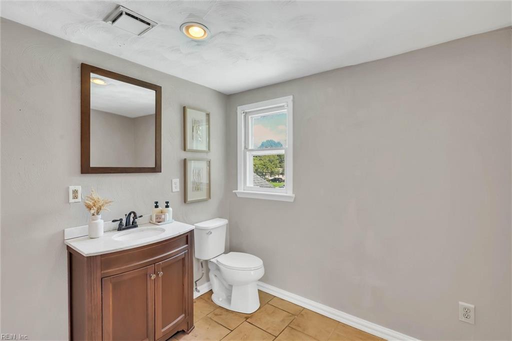 916 Redstart Ave Property Photo 31