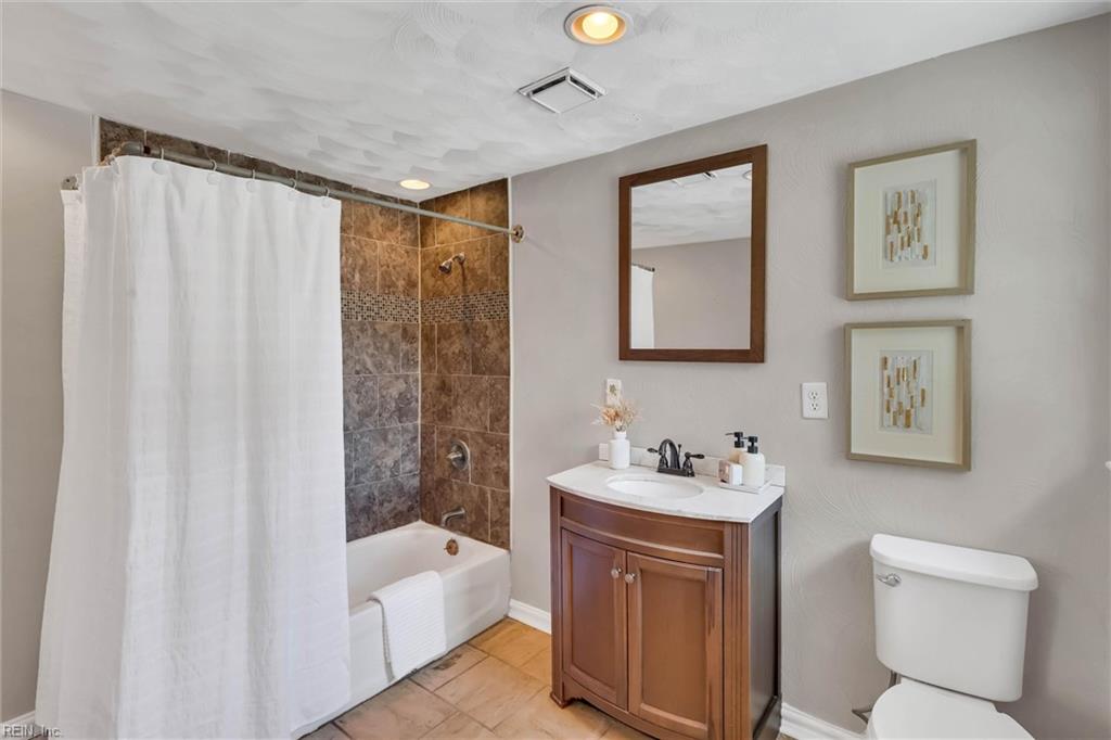 916 Redstart Ave Property Photo 32