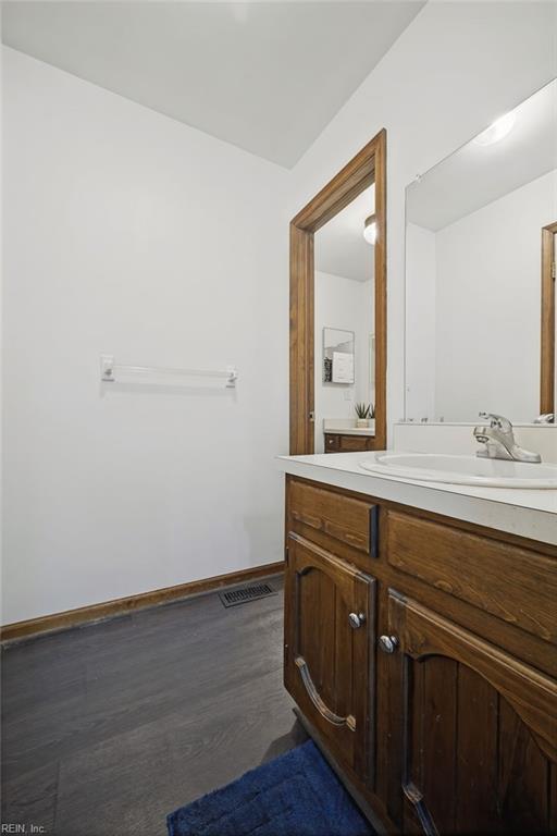 9 Colonial Way Property Photo 25