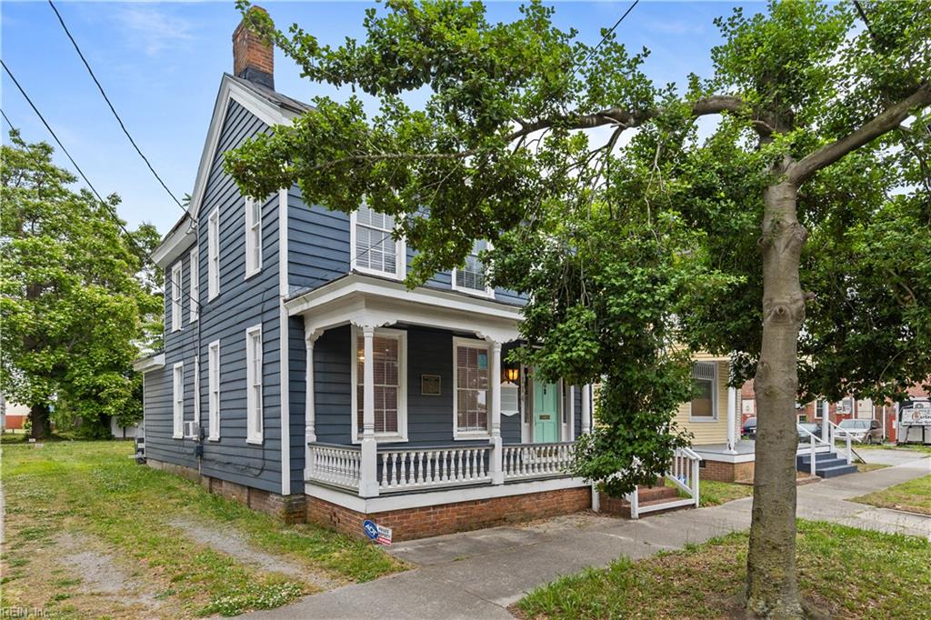 114 Franklin St Property Photo 2