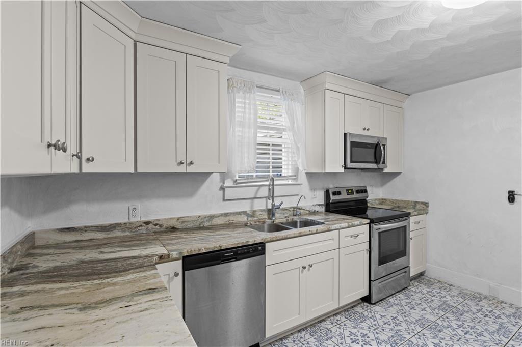 114 Franklin St Property Photo 18