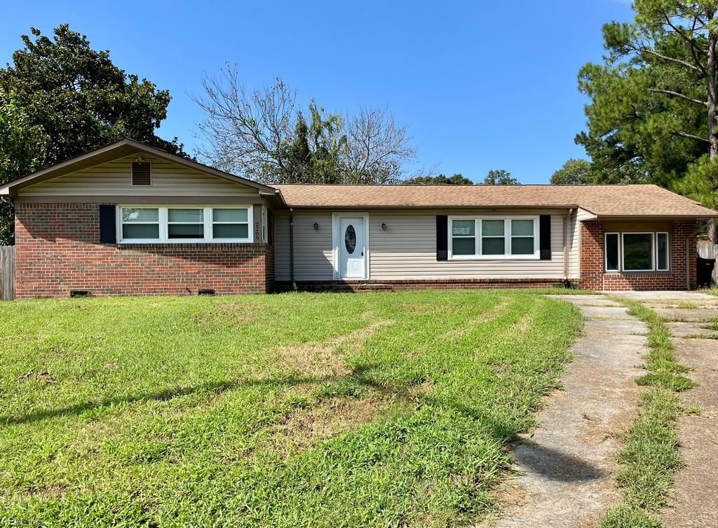 2209 Hilton Ct Property Photo 1