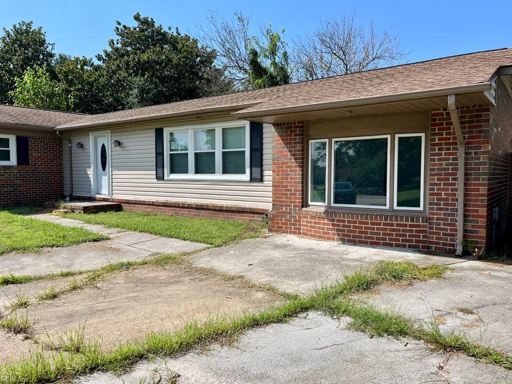 2209 Hilton Ct Property Photo 2