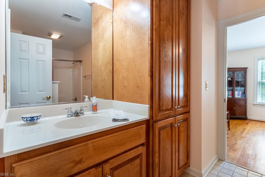 110 Benjamins Ct Property Photo 38