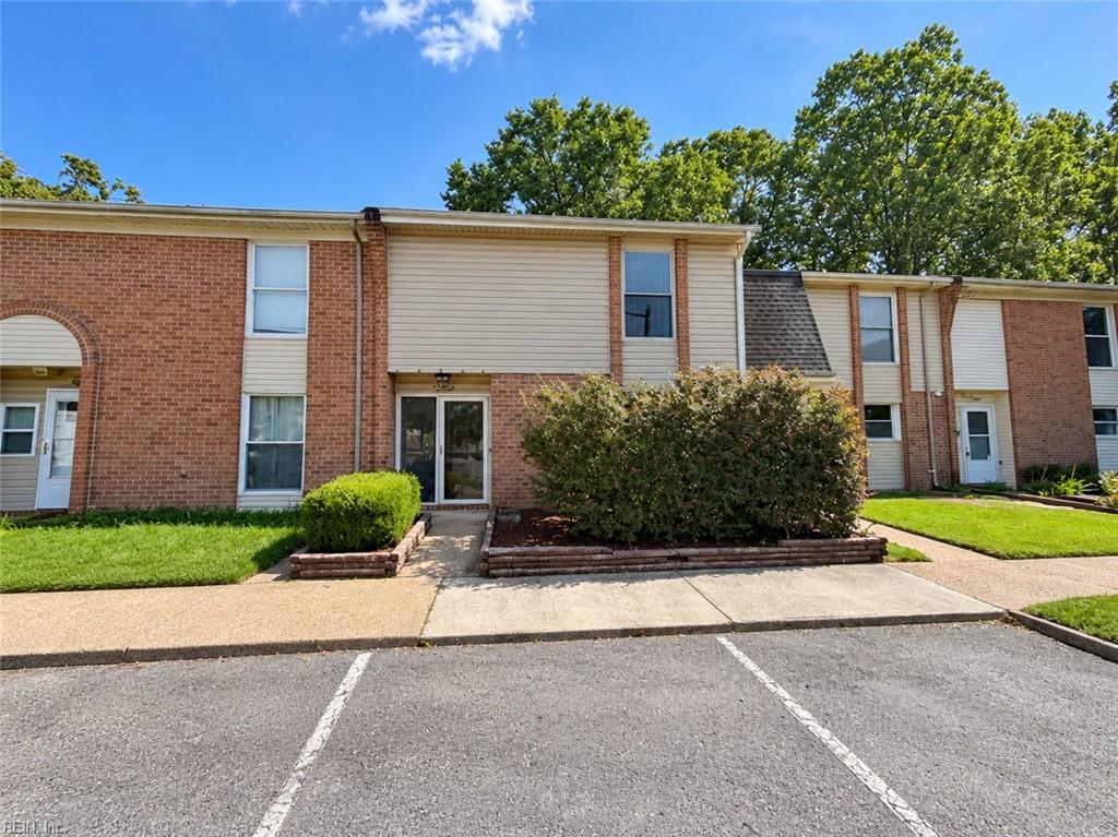 5006 Amboy Ct Property Photo 1