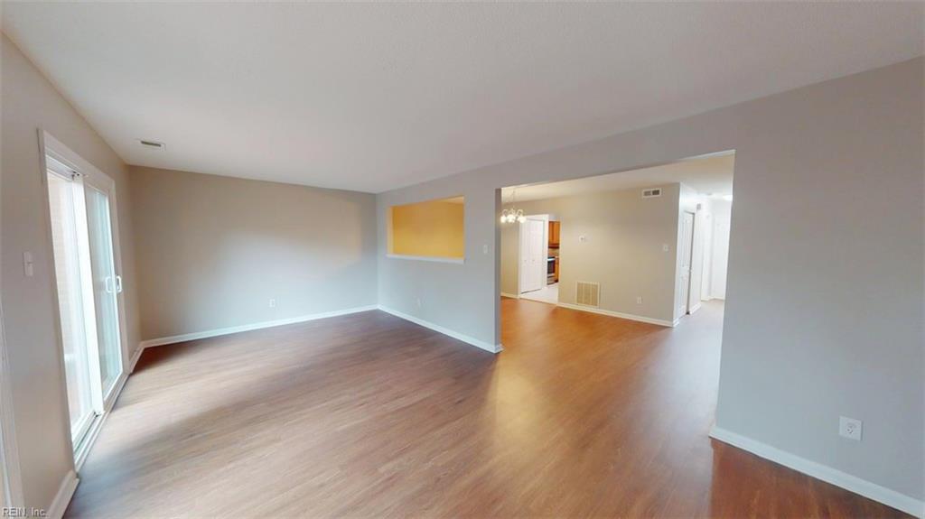 5006 Amboy Ct Property Photo 12