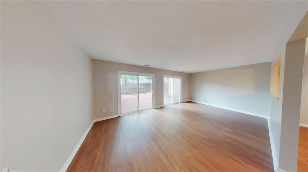 5006 Amboy Ct Property Photo 16
