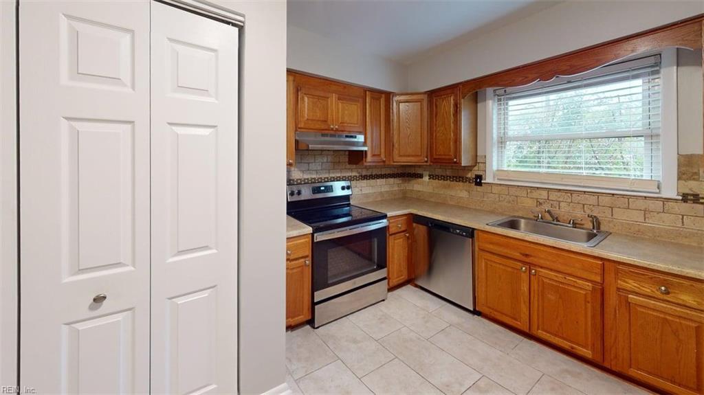 5006 Amboy Ct Property Photo 19