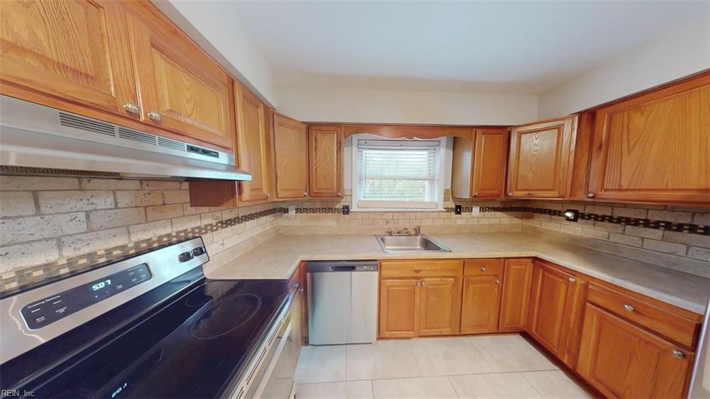 5006 Amboy Ct Property Photo 21