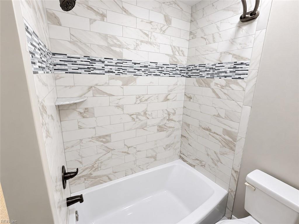 5006 Amboy Ct Property Photo 34