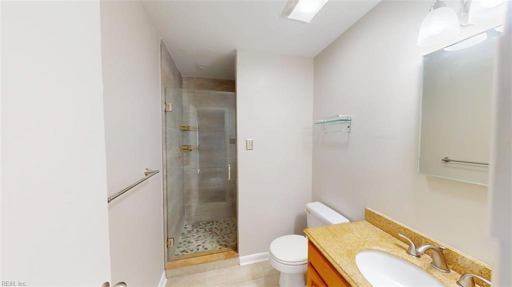 5006 Amboy Ct Property Photo 43