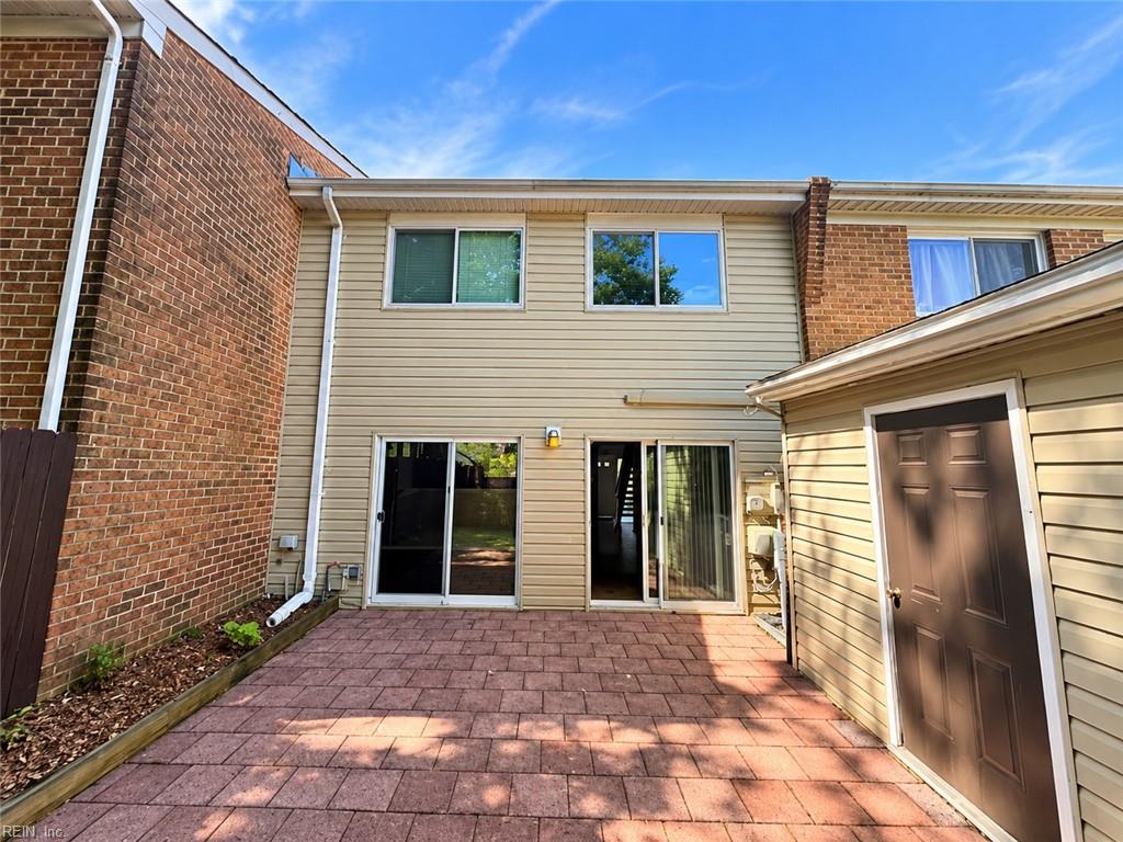 5006 Amboy Ct Property Photo 48