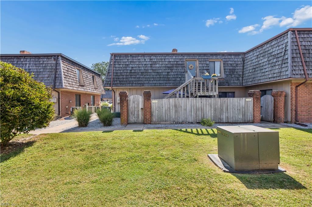 139 Saw Grass Bnd Property Photo 15