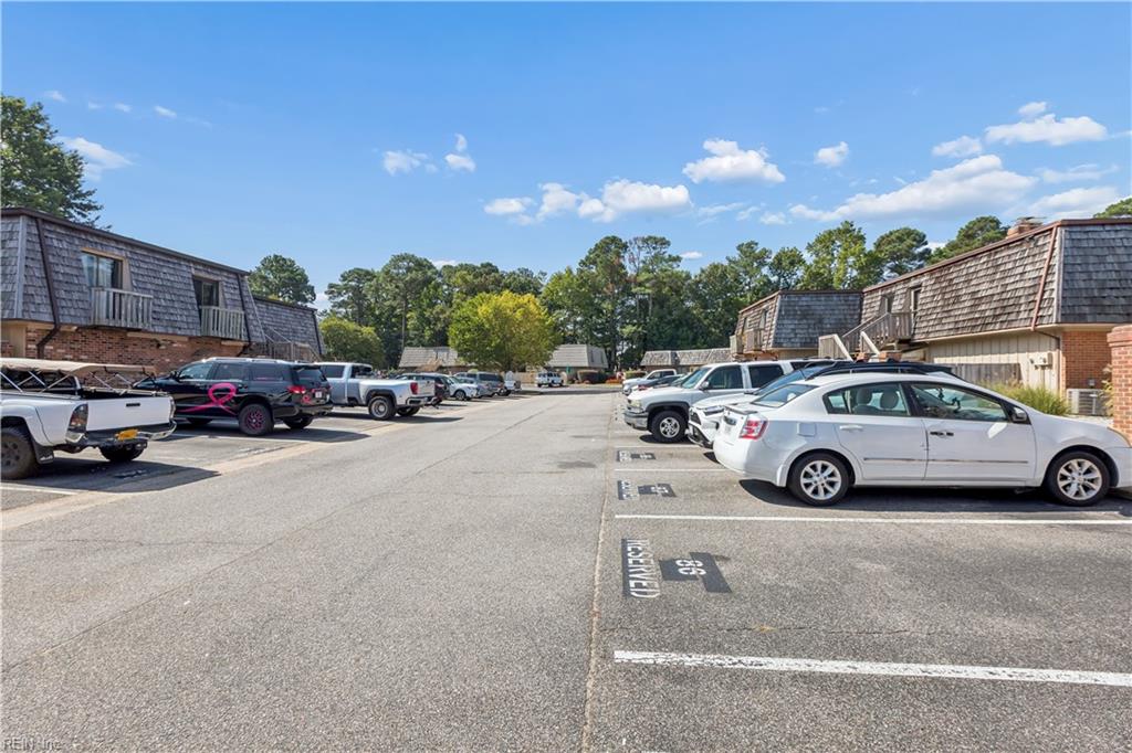 139 Saw Grass Bnd Property Photo 18