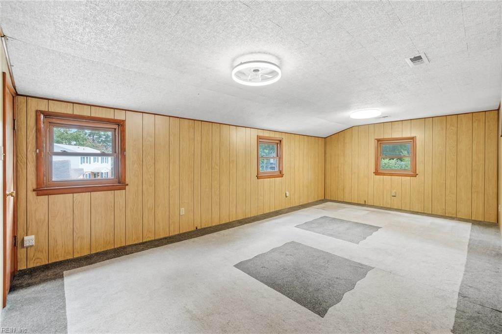 793 Fawn Ln Property Photo 23