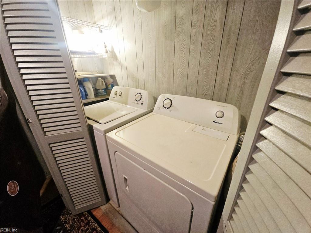 1623 Croyden Rd Property Photo 41