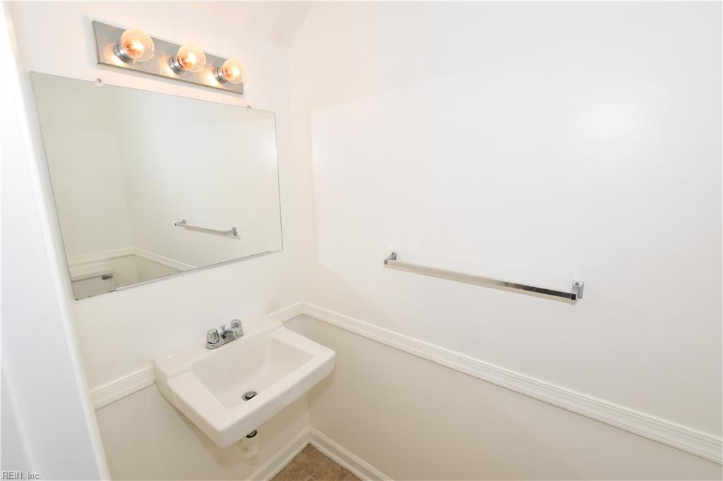 6006 Edgelake Dr Property Photo 12