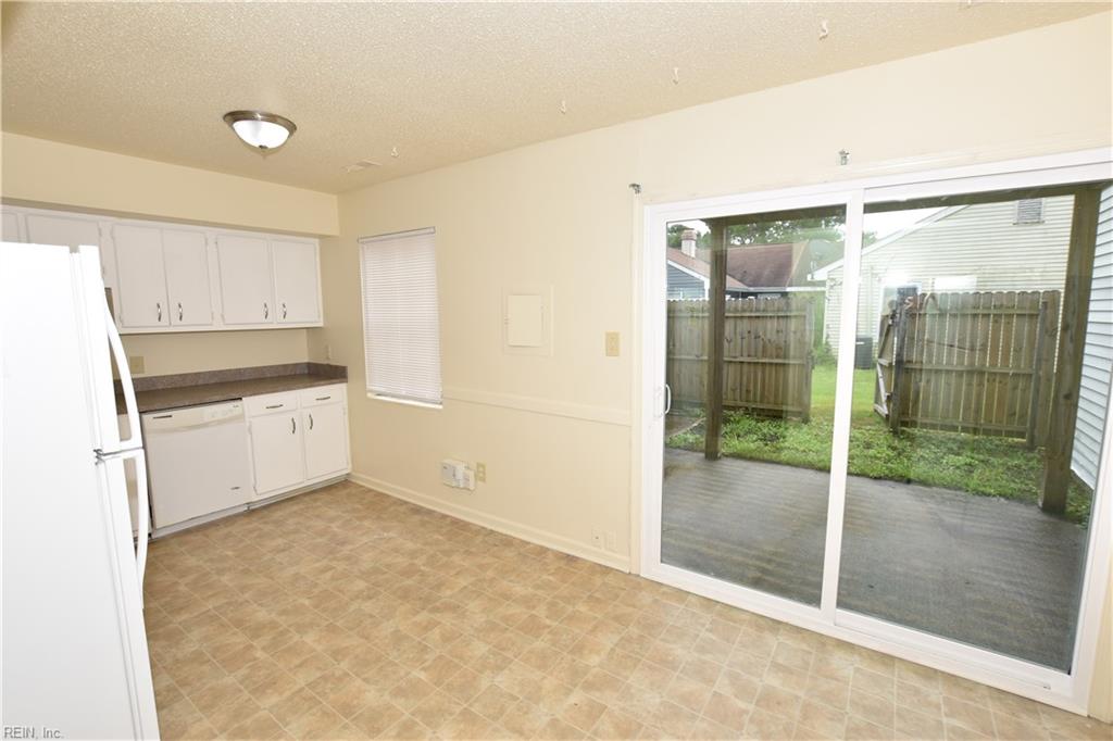 6006 Edgelake Dr Property Photo 19