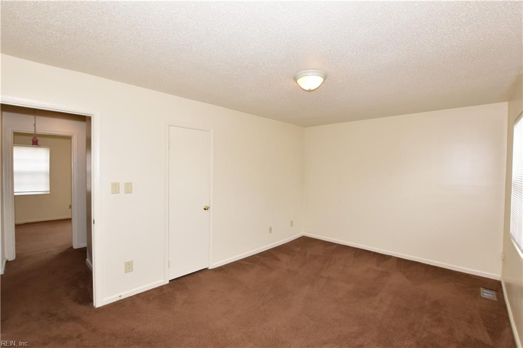 6006 Edgelake Dr Property Photo 22