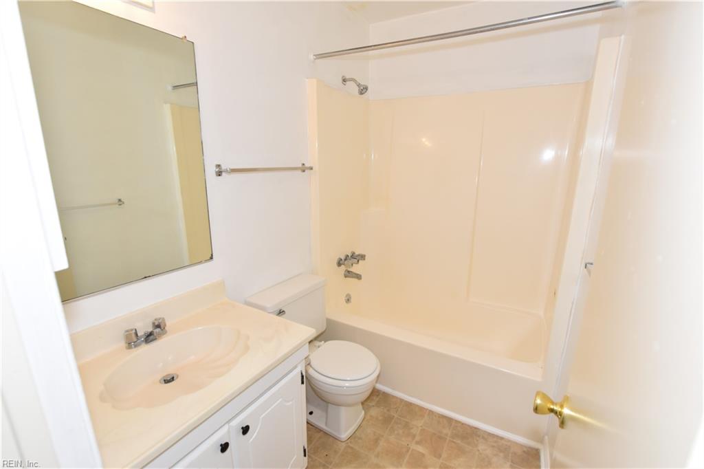 6006 Edgelake Dr Property Photo 26