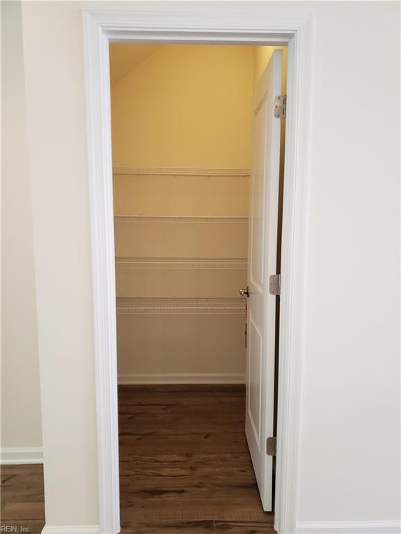 3937 Northridge St Property Photo 7