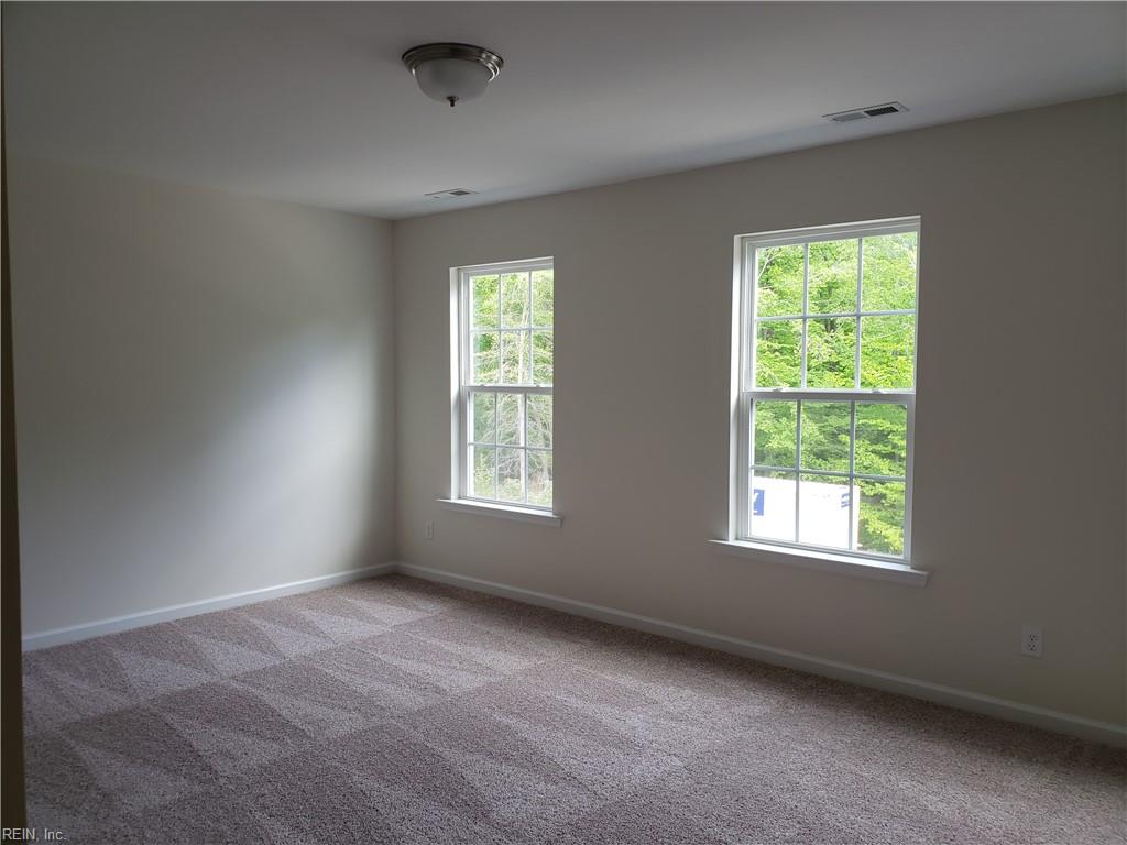 3937 Northridge St Property Photo 15