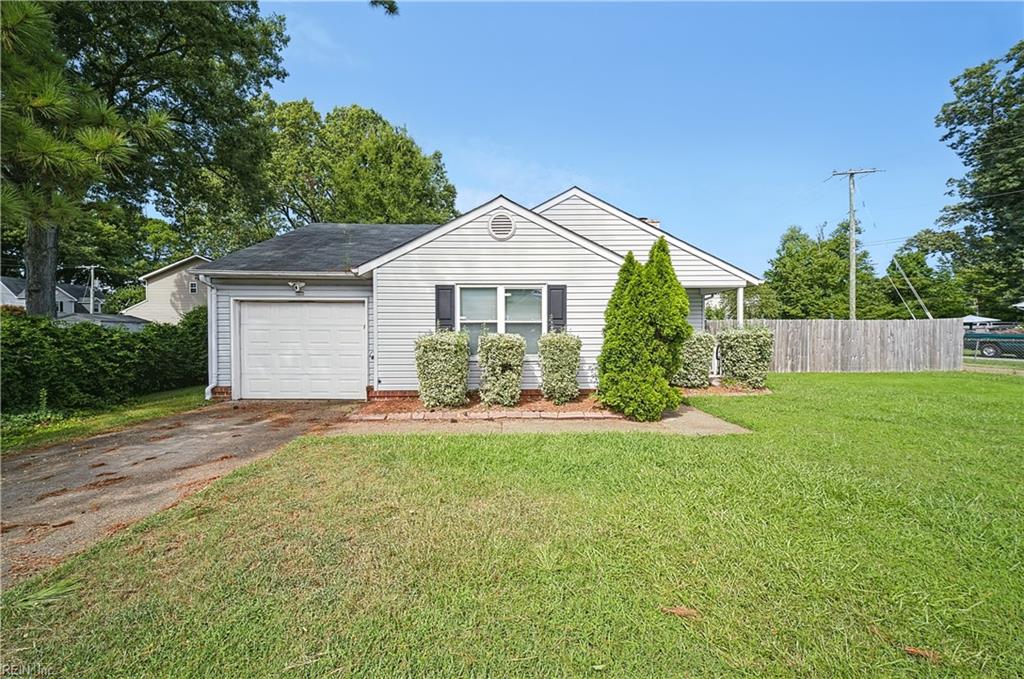 5212 Kennebeck Ave Property Photo 1