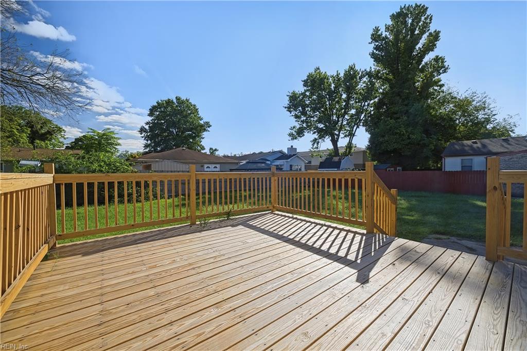 1421 Wilcox Ave Property Photo 34