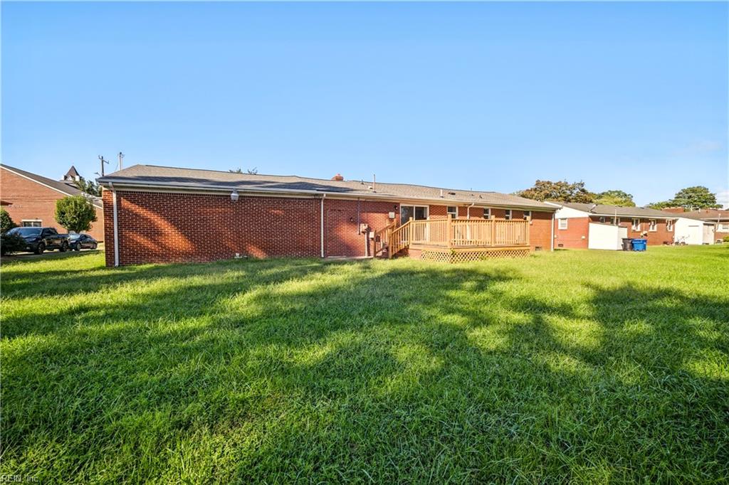 1421 Wilcox Ave Property Photo 36