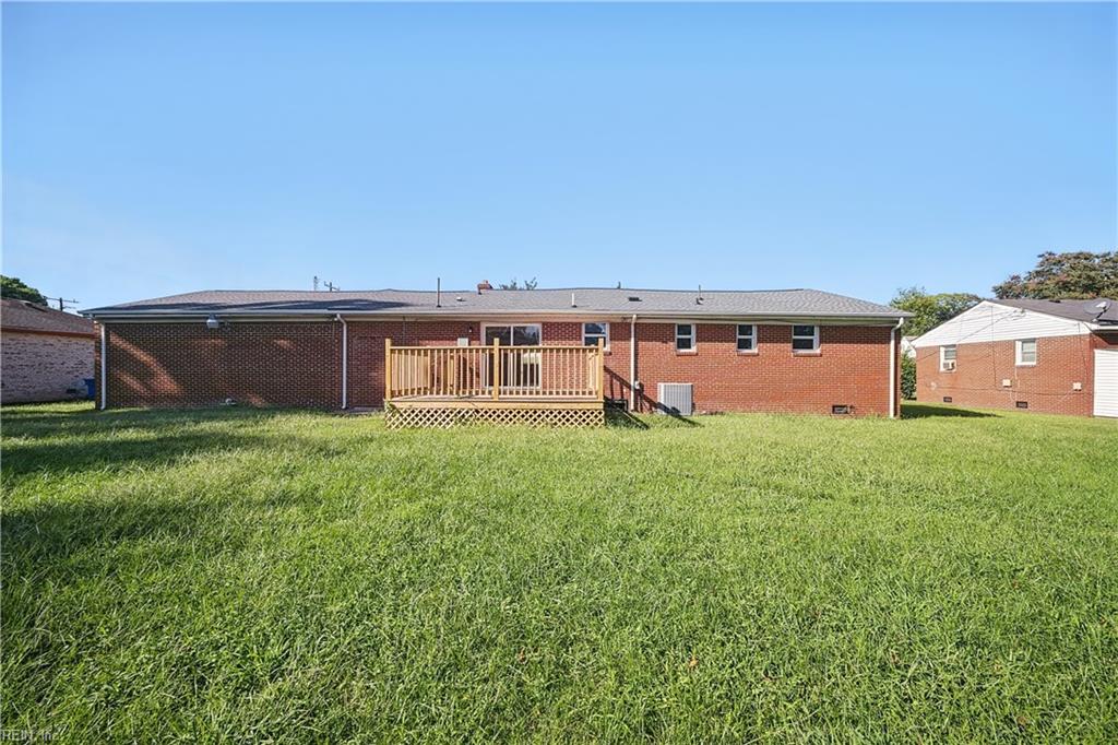 1421 Wilcox Ave Property Photo 37