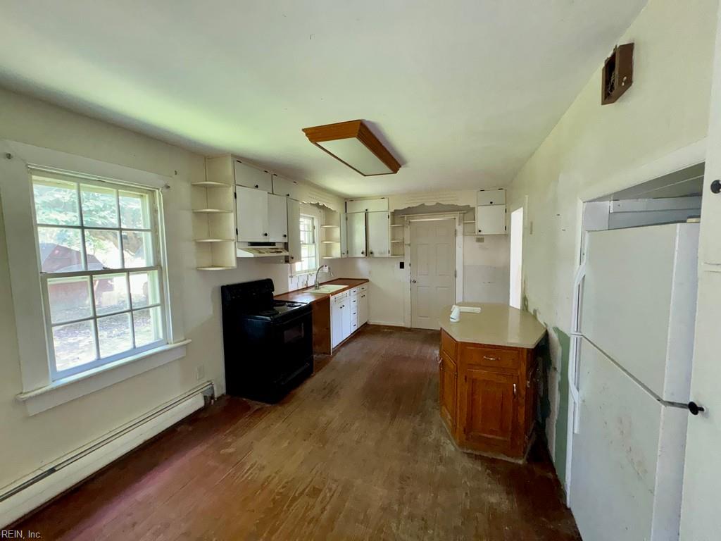 1307 Perry St Property Photo 7