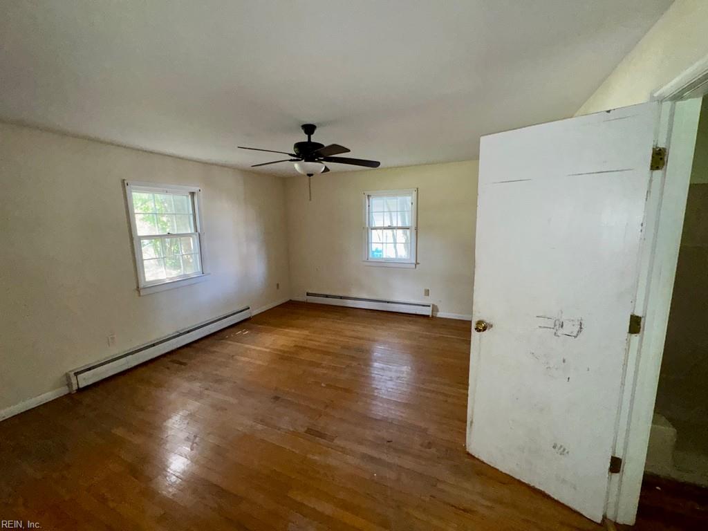 1307 Perry St Property Photo 9