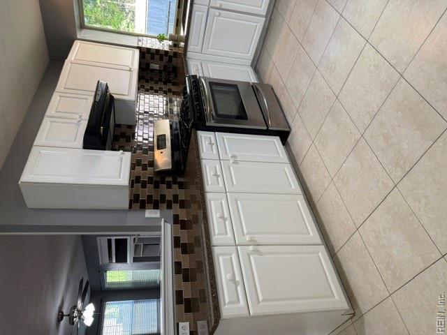 2429 Rockwater Cir Property Photo 9