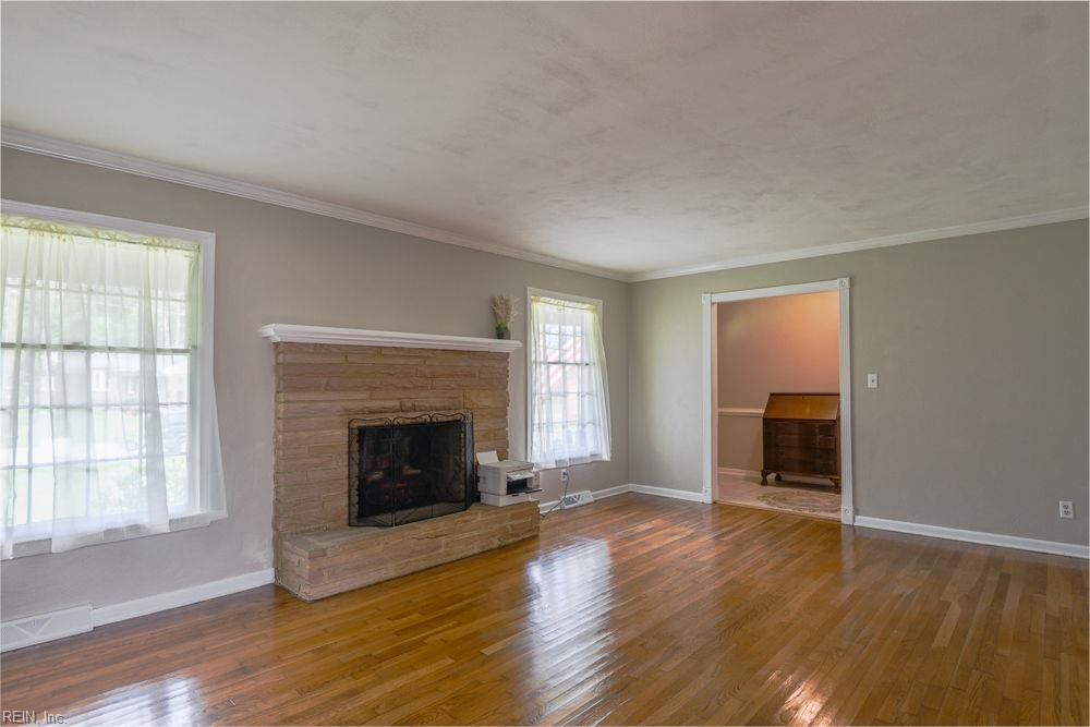 4117 Hawksley Dr Property Photo 4