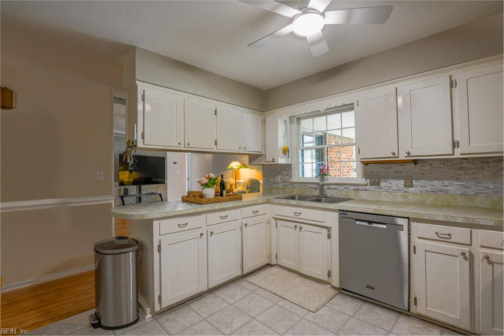 4117 Hawksley Dr Property Photo 9