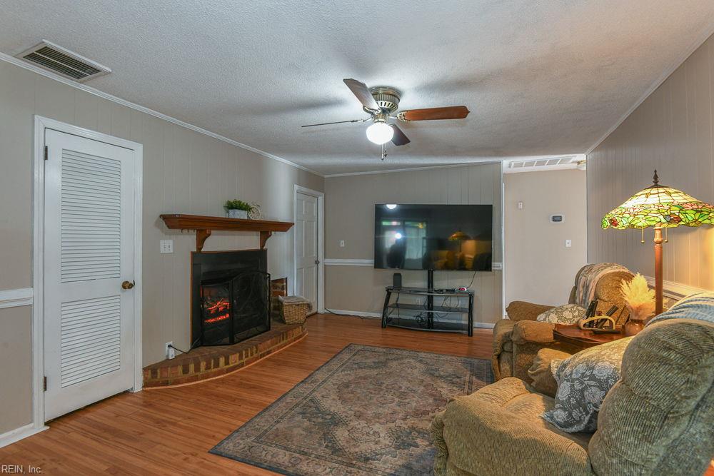 4117 Hawksley Dr Property Photo 13