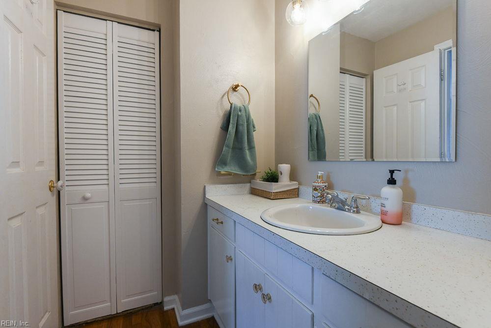 4117 Hawksley Dr Property Photo 27
