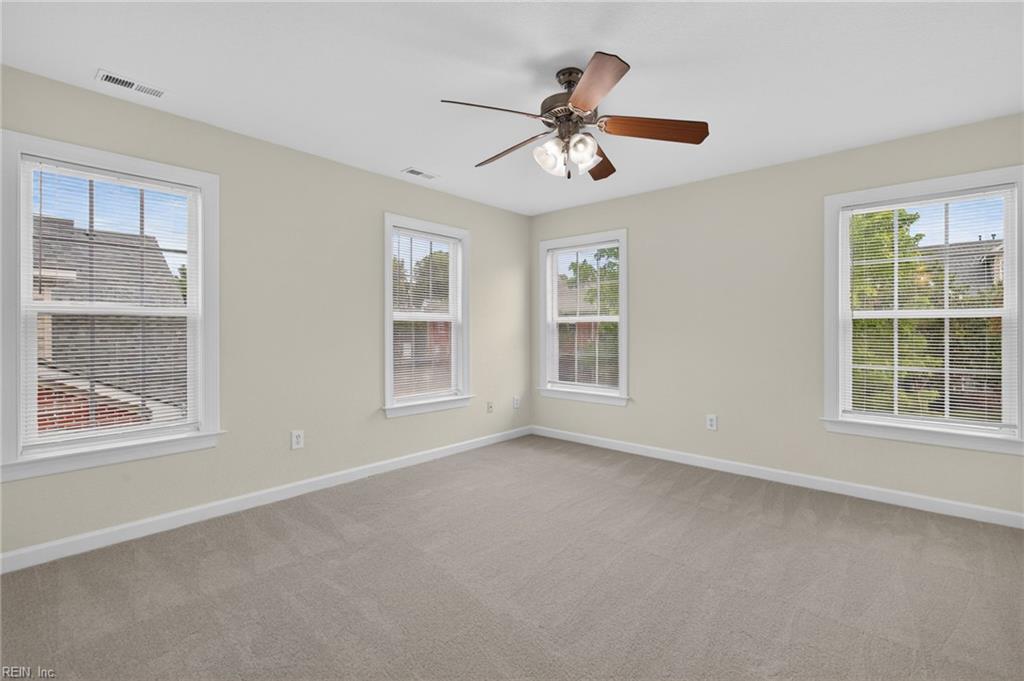 1007 Skiffs Landing Ln Property Photo 15