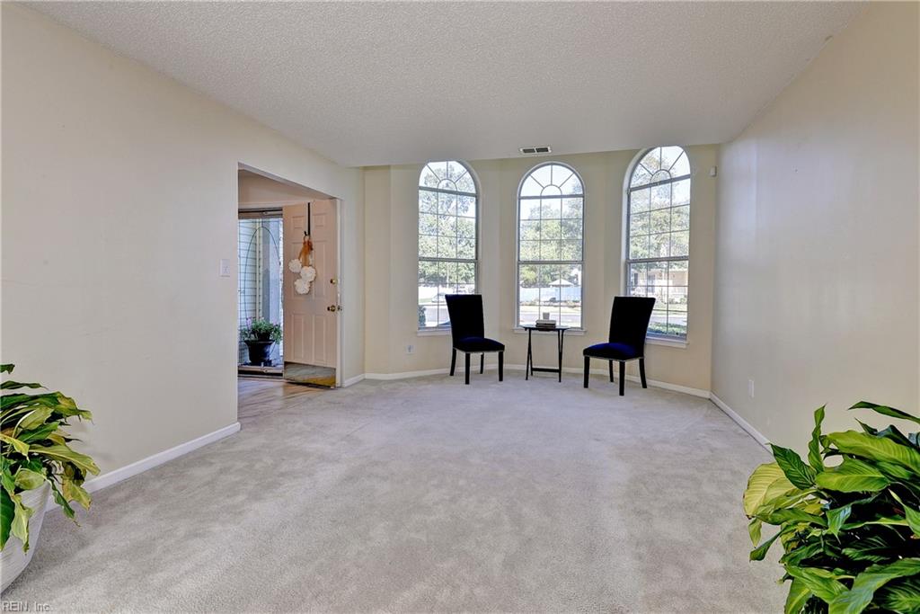 266 Cabell Dr Property Photo 7