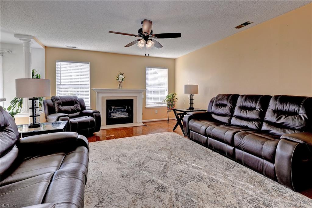 266 Cabell Dr Property Photo 17