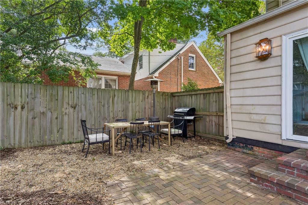 40 Westover Rd Property Photo 37