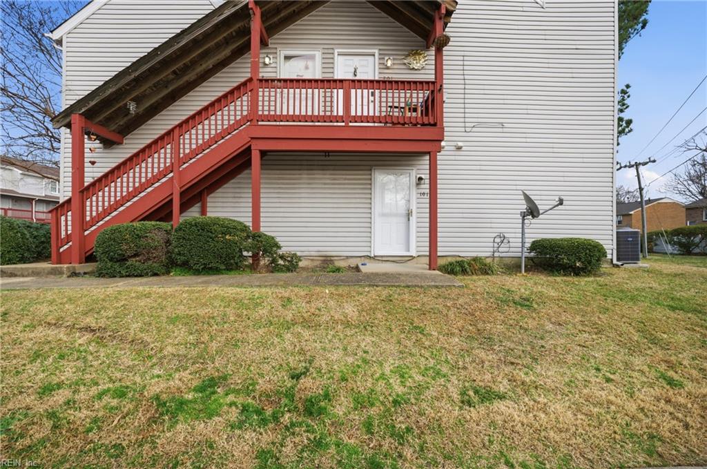 500 Barberton Dr Property Photo 1